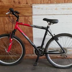 Diamondback Outlook Mountain Bike