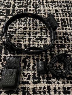 Law enforcement duty belt
