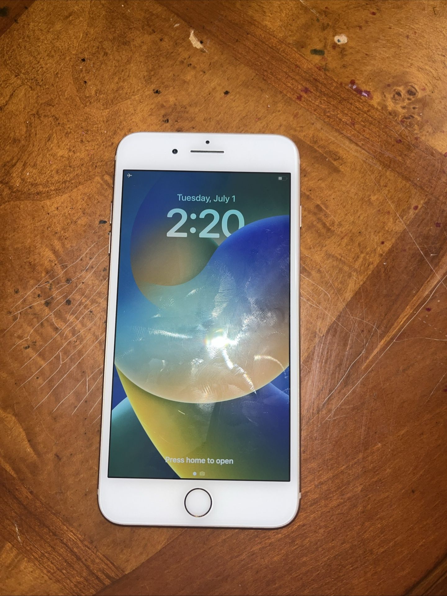 iPhone 8 Plus 