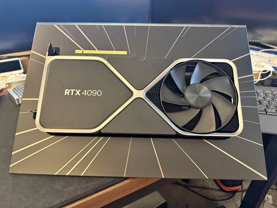 NVIDIA GeForce RTX 4090 FE Founders Edition 24GB Graphics Card GPU