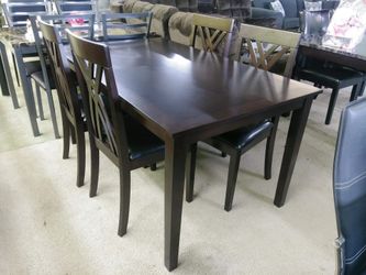 Dining set