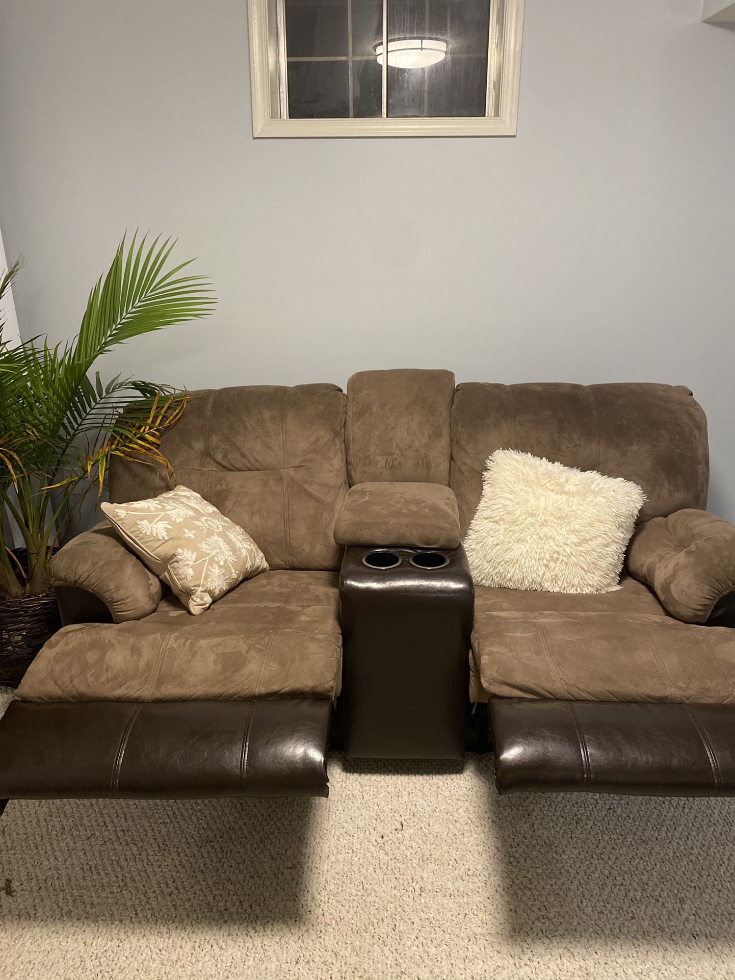 Recliner Love Seat With Cup Holder