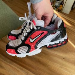 Men’s Nike size 9