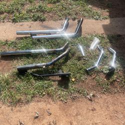 Misc. Harley Davidson Pipes Seat And Detachable Saddle Bags