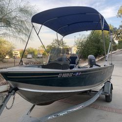 2005 Lund fishing boat 50 HP Yamaha four stroke 16 foot and Trailer