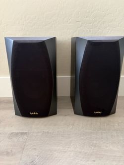 Infinity Bookshelf Speakers Pair