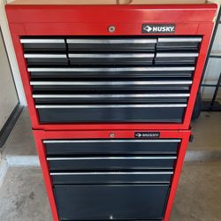 Husky Chest Mechanic Tool Box With Tools