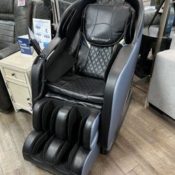 Massage Recliner Chair With Heat!!
