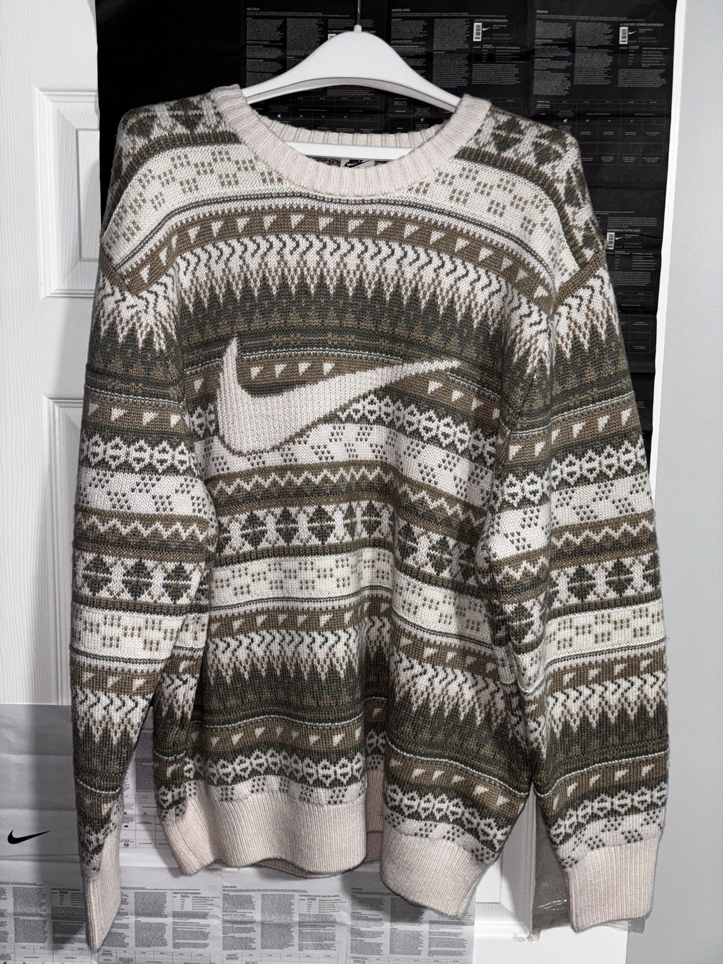 BRAND NWT MENS NIKE LIFE FAIR ISLE SWOOSH SWEATER OREWOOD LARGE MEN Wool NEW