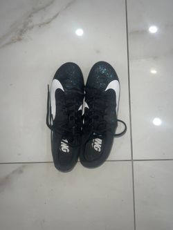 Nike Track Spikes / Cleats Size 10 (Black)