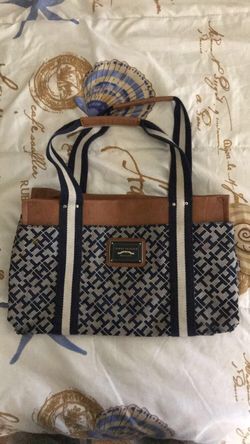 Tommy Hilfiger Purse