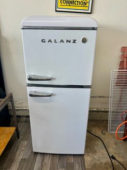 GALANZ Retro Mini Refrigerator with Dual Door True Freezer in White