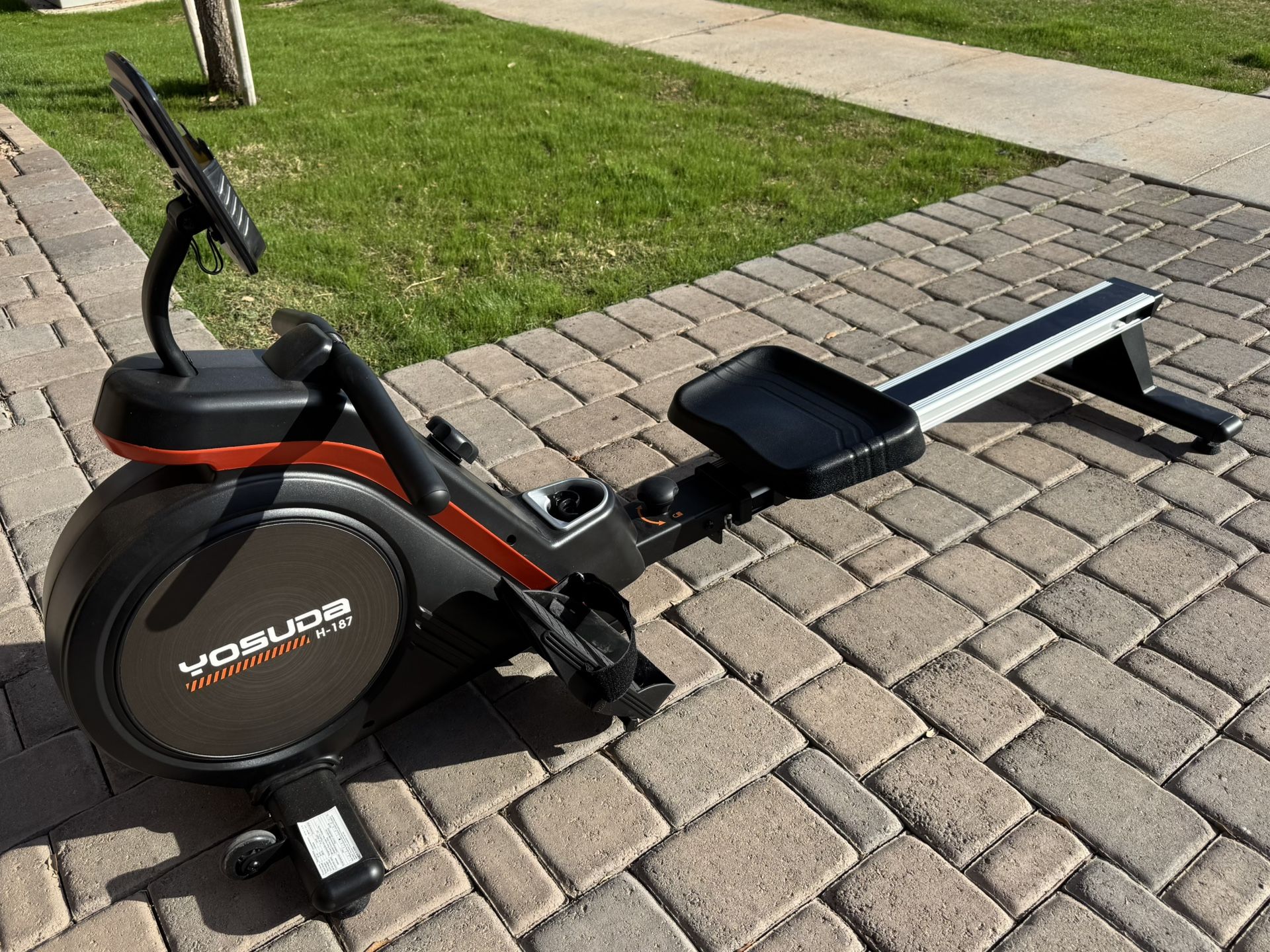 Yosuda 03-Pro Max Magnetic Rower (16 Resistence Levels)