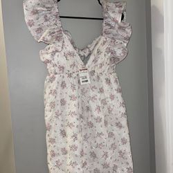 NEW  w/tags Floral Top/ Dress (SMALL)