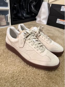 Clarks Signature Suede Sneakers – Cream/Taupe – Size 12