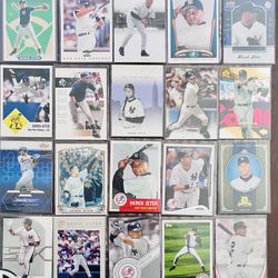 Derek Jeter Card Lot With Rookie Included 