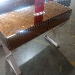 Beautiful Console Table ( Ask For Jose)