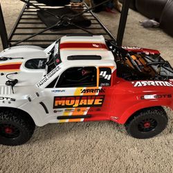Arrma Kraton 8s And Arrma Mojave 4s 
