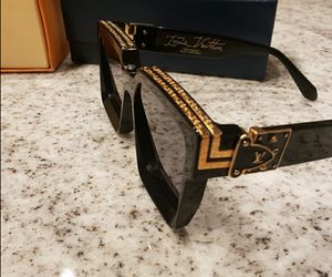 LV millionaire sunglasses for Sale in Coral Springs, FL - OfferUp