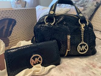 Original Michael Kors Black Leather Hand bag with matching wallet