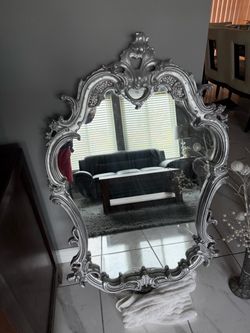 Large Silver Princess Mirror with jewels that  sparkle