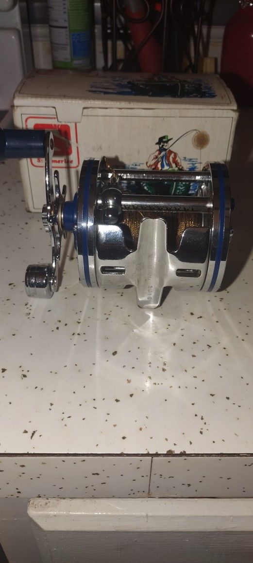 Vintage Summerlee Trolling Reel
