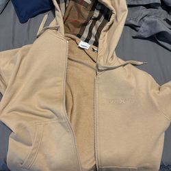 Burberry hoodie  size medium