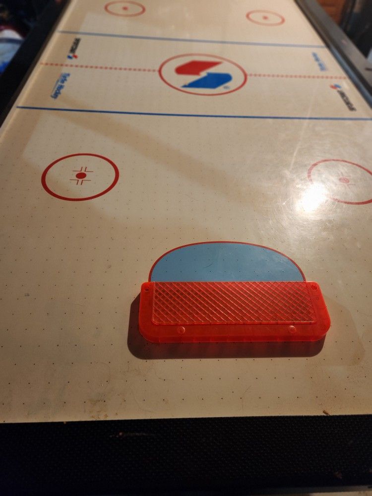 Air Hockey Table