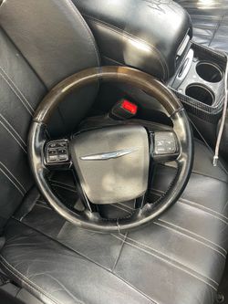 Chrysler 300s steering wheel