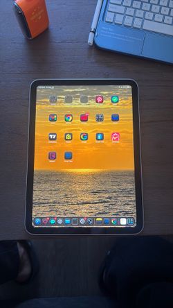 IPAD 10th GEN