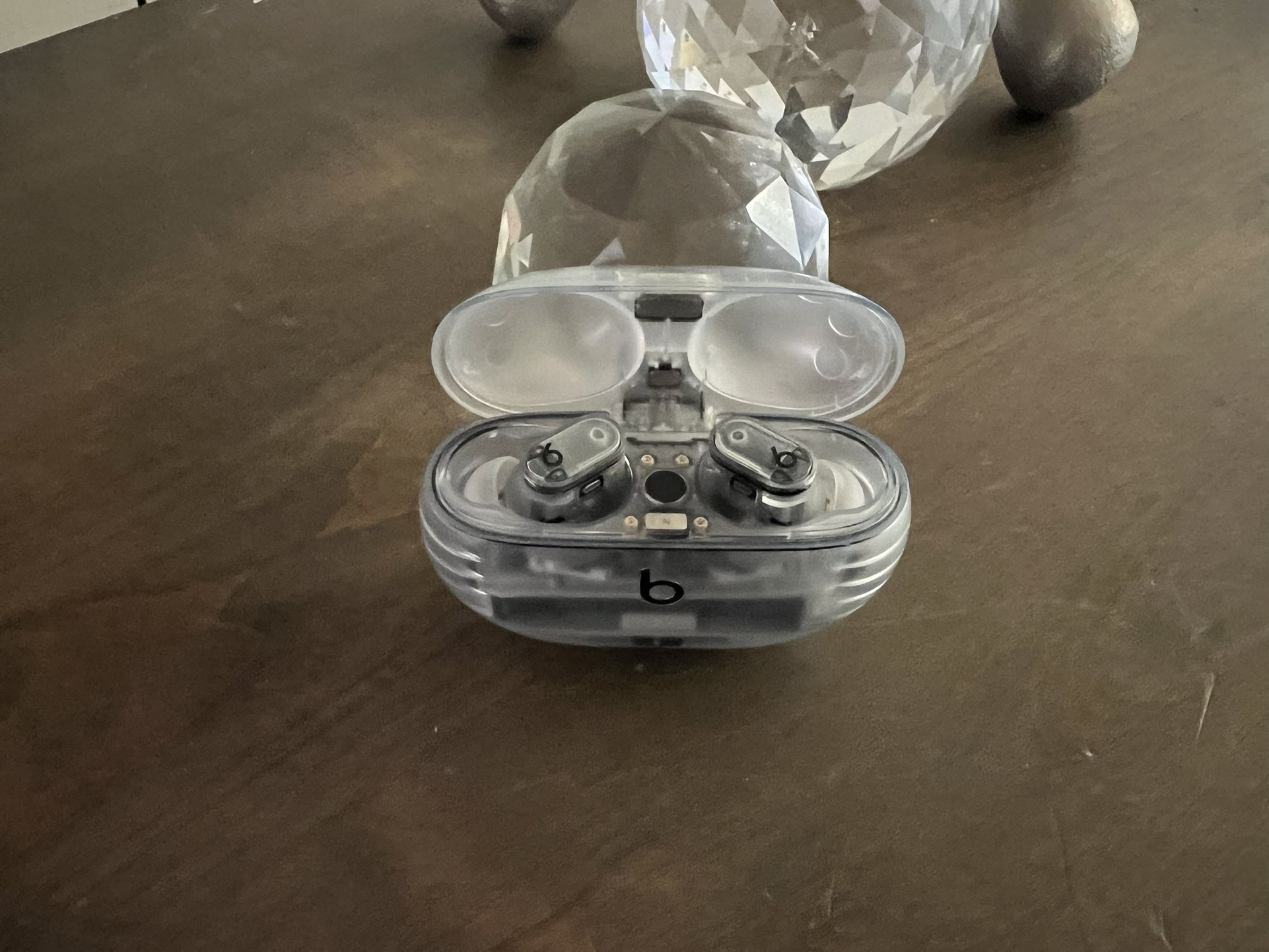 Beats - Studio Buds + True Wireless Noise Cancelling Earbuds - Transparent