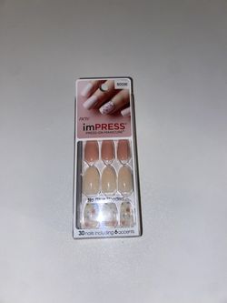 Press on nails