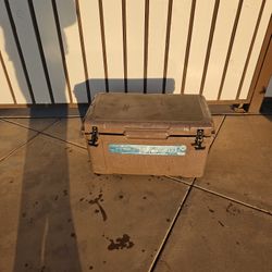 Magellan 50 Qt Cooler