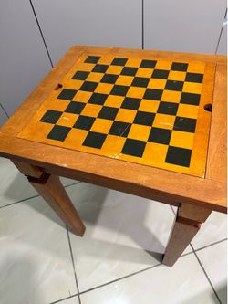 Mesa de dos juegos. Ajedrez y backgammon
