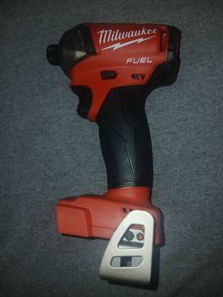 M18 FUEL MILWAUKEE DRIVER IMPACT TOOL ONLY