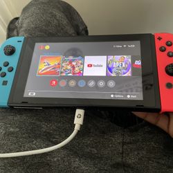 Nintendo Switch 