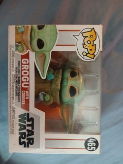 Funko Pop Star wars Grogu with cookies