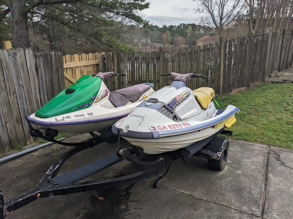 1997 Seadoo, 1996 Yamaha Jet Skis & Trailer