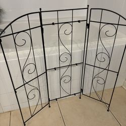 Decorative Garden Fate