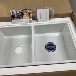 NEW TURNER FARMHOUSE APRON FRONT 33”-18” FIRECLAY DOUBLE EQUAL BOWL SINK IN BOX 