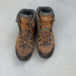 Vasque Women’s waterproof hiking booth