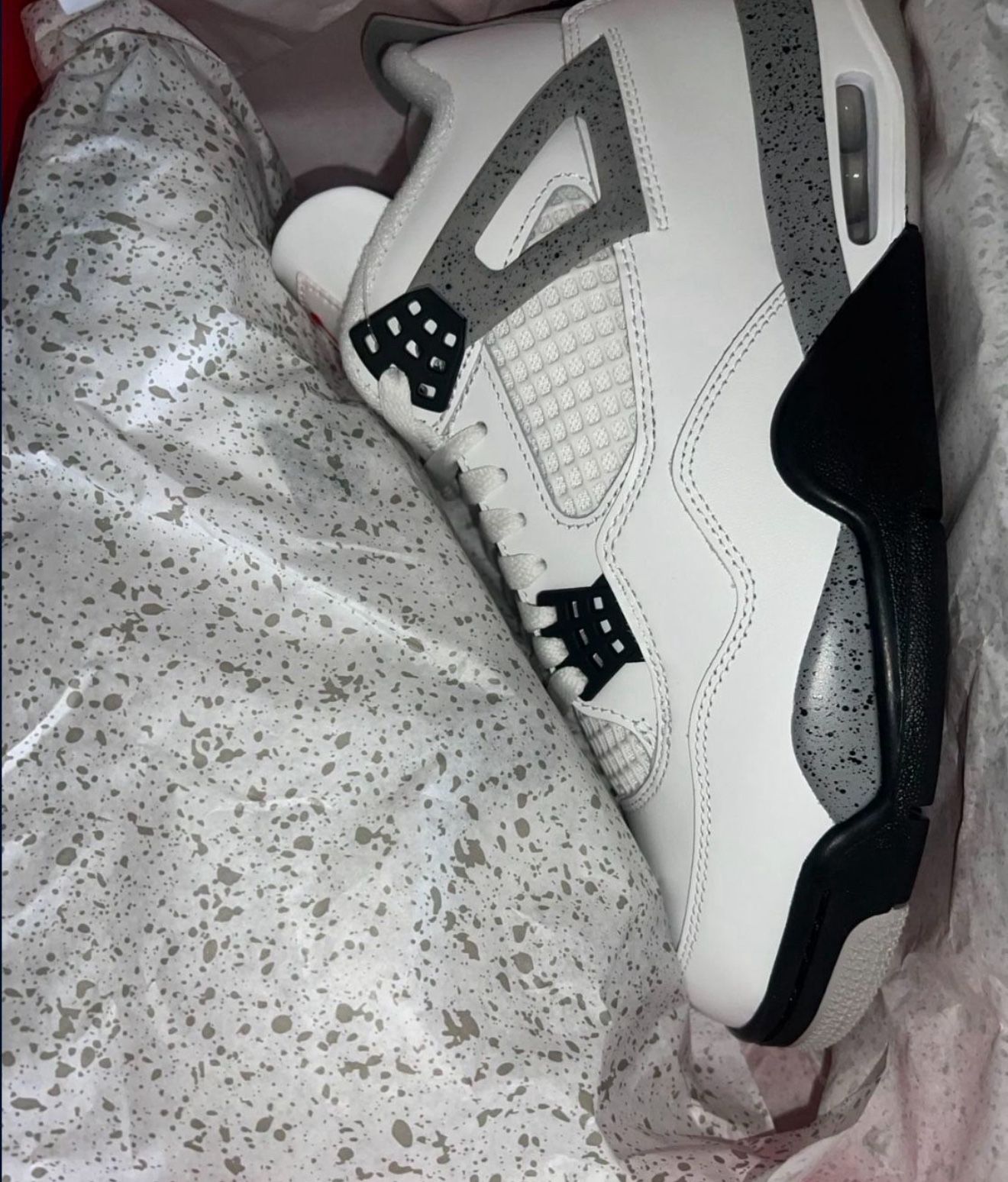 Jordan 4