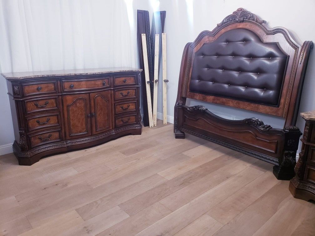 Bedroom Set