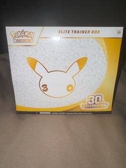 Pokémon TCG 30th Celebration Elite Trainer Box
