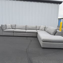 Large Modular Gray Sectional Couch 🚛🚚 Free Delivery 🚛🚚