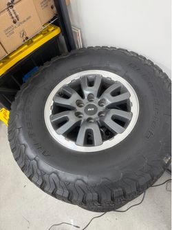 Ford raptor rims and tires