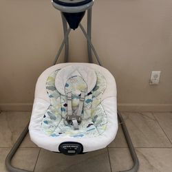Graco Electric Baby Swing