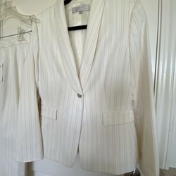 Women’s Suit 