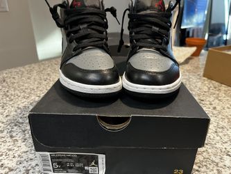 Jordan 1- Mid