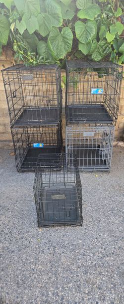 5 Folding Wire Dog Crates – Buy One or Take All